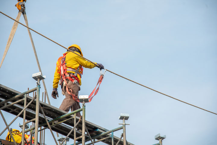 The Safety DOs and DON’Ts of Working at Heights